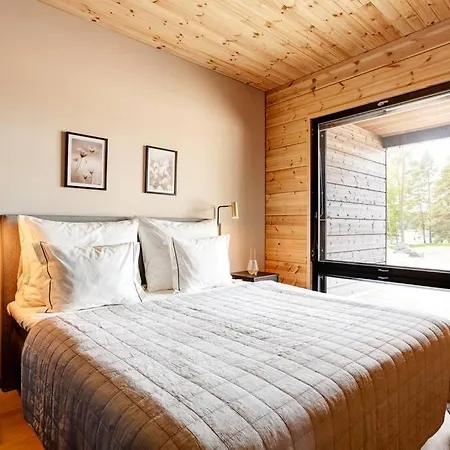 Saunamaeki B - Beachfront