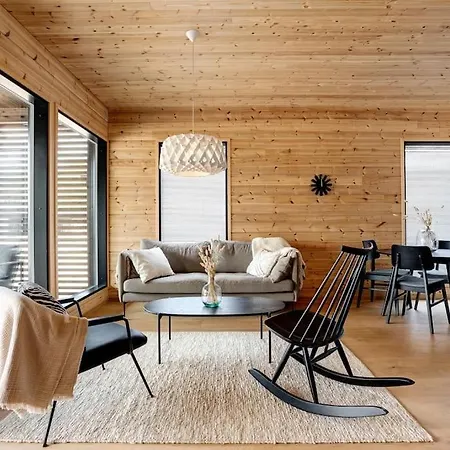 Saunamaeki B - Beachfront Salo (Salo)