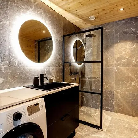 Saunamaeki B - Beachfront