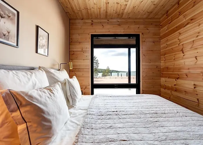 Saunamaeki B - Beachfront