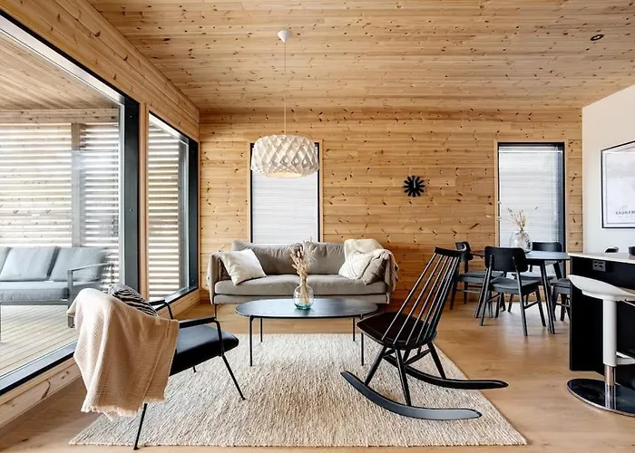 Saunamaeki B - Beachfront Salo